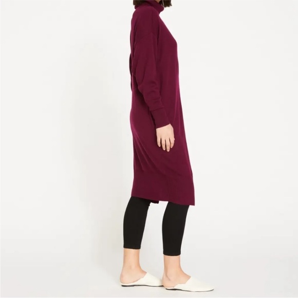 Universal Standard merino sweater tunic in merlot - Picture 2 of 6